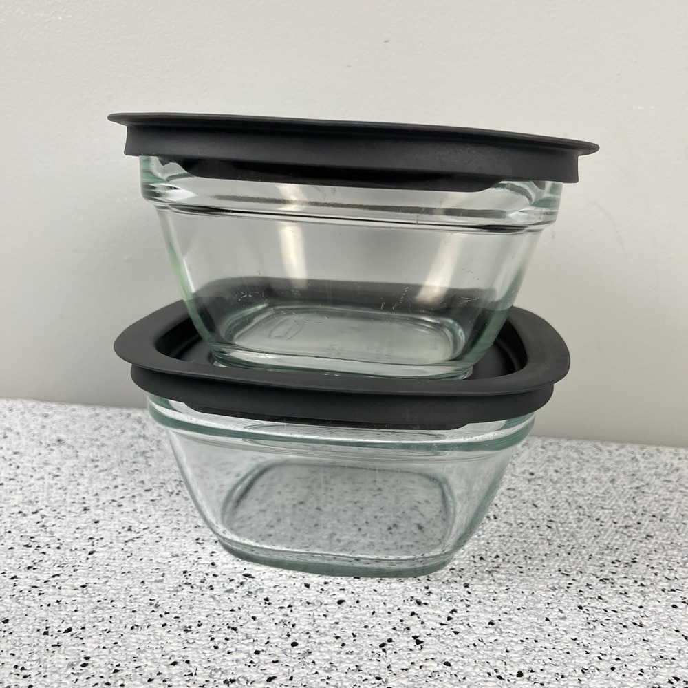 Rubbermaid Clear Glass Food‎ Storage Containers w/ Lids 4 Cup Set of 2 7N63